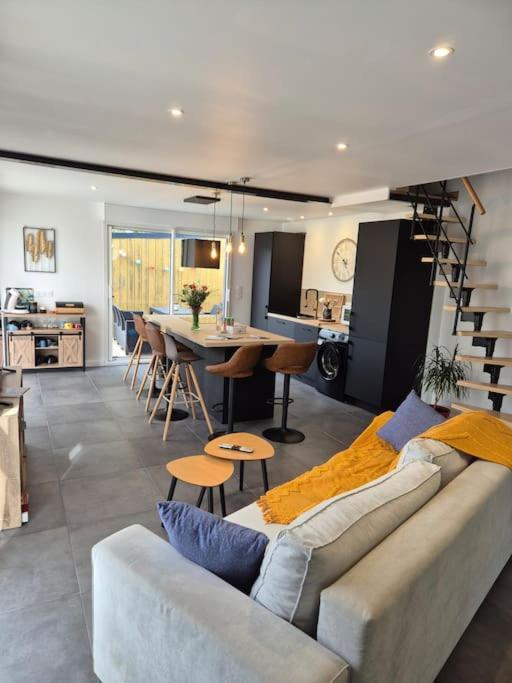Casa Delia, Maison Lumineuse Et Moderne * Belz
